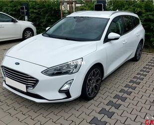 Ford Ford Focus Turnier 1.5 EB Titanium LED B&O RFK Gebrauchtwagen