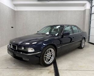 BMW BMW 740i SAMMLER ORIGINAL DE Gebrauchtwagen