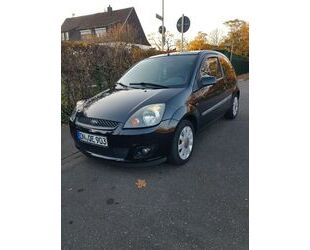 Ford Ford Fiesta 1,3 51kW 007 Edition 007 Gebrauchtwagen