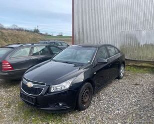 Chevrolet Chevrolet Cruze LT 2.0 AUTOMATIK LEATHER NAVI Gebrauchtwagen