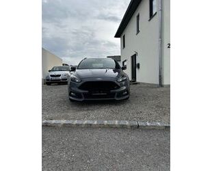 Ford Ford Focus 2,0TDCi ST Powers Leder-Sp-Paket Turni. Gebrauchtwagen