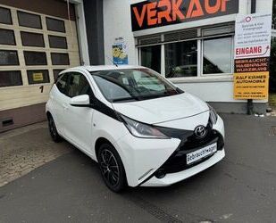 Toyota Toyota Aygo 1.0x-play Klima Bluetooth Allwetter Kl Gebrauchtwagen