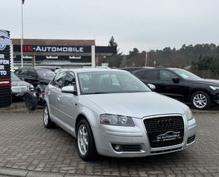 Audi Audi A3 1.6 FSI Attraction KAMERA/SHZG/PDC/TÜV NEU Gebrauchtwagen