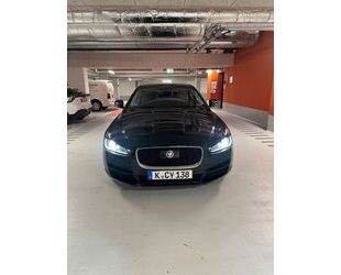 Jaguar Jaguar XE 20d 180PS AWD Portfolio Automatik Portfo Gebrauchtwagen