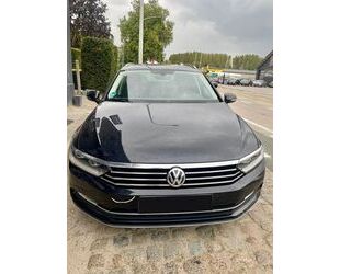 VW Volkswagen SEHR SCHÖNE VW PASSAT 1.6TDI FULL FULL Gebrauchtwagen