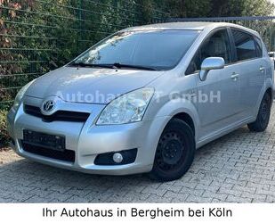 Toyota Toyota Corolla Verso 2.2-l-D-CAT°7-Sitzer°PDC°Klim Gebrauchtwagen