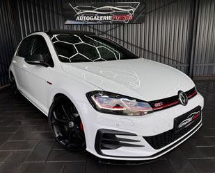 VW Volkswagen Golf VII Lim. GTI TCR*REIFNITZ*PANO*DYN Gebrauchtwagen