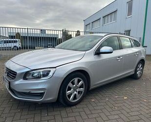 Volvo Volvo V60 D4 AWD Geartronic Momentum Momentum Gebrauchtwagen