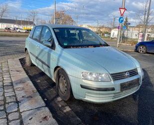 Fiat Fiat Stilo 1.8 16V Dynamic *1.Hand*Klima*Ahk*ZV* Gebrauchtwagen