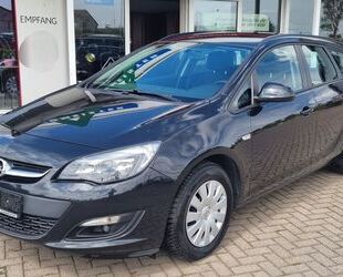 Opel Opel Astra J Sports Tourer Edition+Ahk/Navi/PDC/8f Gebrauchtwagen