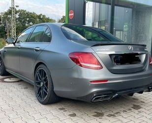 Mercedes-Benz Mercedes-Benz Mercedes-AMG E 63 S 4MATIC+ VOLL!!! Gebrauchtwagen