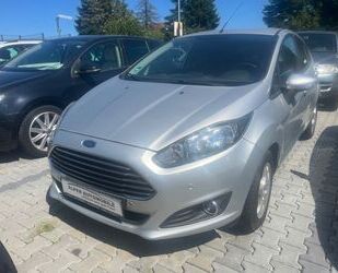 Ford Ford FIESTA 1,5 TDCi TITANIUM,KLIMAAUT,PDC,SHZ,ALU Gebrauchtwagen