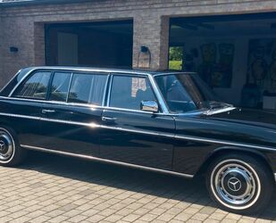 Mercedes-Benz Mercedes-Benz W115 240D Lang Pullman Gebrauchtwagen