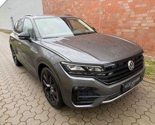 VW Volkswagen Touareg 3.0TDI-R.LINE-APP-PANO-AHK-STAN Gebrauchtwagen