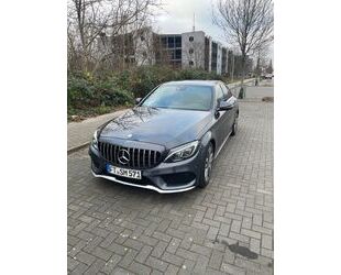 Mercedes-Benz Mercedes-Benz C 180 Autom. EDITION AMG-Line,360Gra Gebrauchtwagen