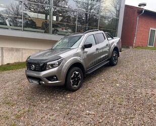 Nissan Nissan Navara NP300 N-Guard Double Cab 4x4 Gebrauchtwagen