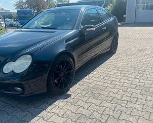 Mercedes-Benz Mercedes-Benz C 180 C -Klasse Sportcoupe C 180 Kom Gebrauchtwagen