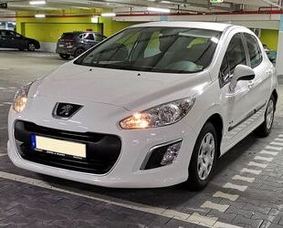 Peugeot Peugeot 308 Urban Move First Edition 100 VTi Urban Gebrauchtwagen