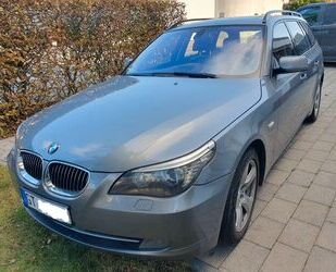 BMW BMW 530d touring HUD, Panoramadach, Leder etc. Gebrauchtwagen