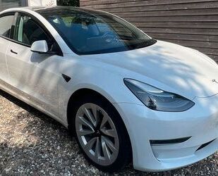 Tesla Tesla Model 3 Allradantrieb mit Dualmotor Long Ran Gebrauchtwagen