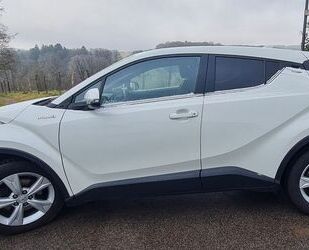 Toyota Toyota C-HR 1.8-l-VVTi Hybrid Lounge Lounge Gebrauchtwagen