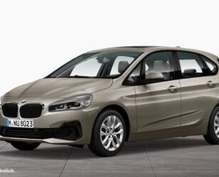 BMW BMW 220i Active Tourer Advantage LED Pano.Dach Nav Gebrauchtwagen