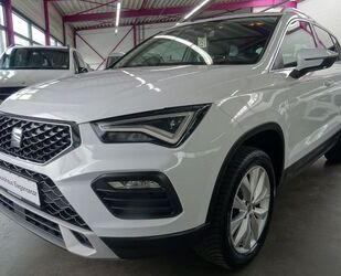 Seat Seat ATECA 2.0 TDI STYLE*AHK*ACC*CAM*LED*SHA*SH* Gebrauchtwagen