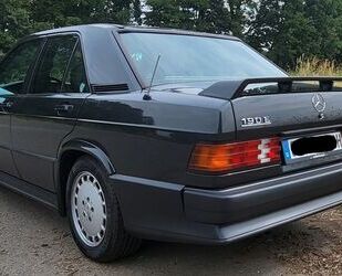 Mercedes-Benz Mercedes-Benz 190E 2,5-16V Top gepflegt Gebrauchtwagen