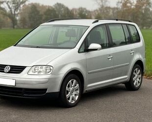 VW Volkswagen Touran 1.6 FSI Gebrauchtwagen