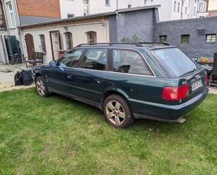 Audi Audi A6 2.6 Avant quattro Auto Gebrauchtwagen