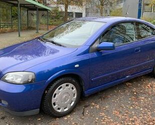 Opel Opel Astra Coupé Linea Blu 2.2 16V Linea Blu Gebrauchtwagen