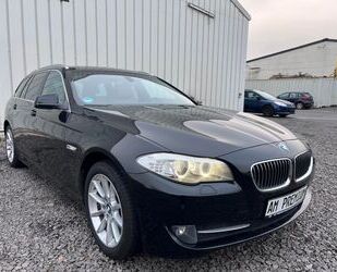 BMW BMW 520 Baureihe 5 Touring 520d*LEDER*STHZ*BI-XENO Gebrauchtwagen