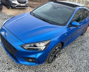 Ford Ford Focus Lim. ST-Line/Cam/Pano/S.system/181PS/ Gebrauchtwagen