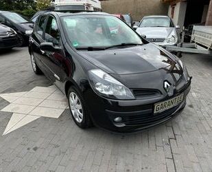 Renault Renault Clio by Rip Curl 1.2 16V TCE Eco2 Gebrauchtwagen