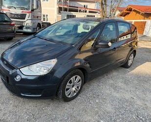 Ford Ford S-Max 2,0 TDCi 103kW +Sitzplätze 7 Gebrauchtwagen