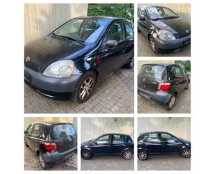 Toyota Toyota YARIS 1.0 VVT-i LINEA TERRA*4TRG*ZV*RCD*LM* Gebrauchtwagen