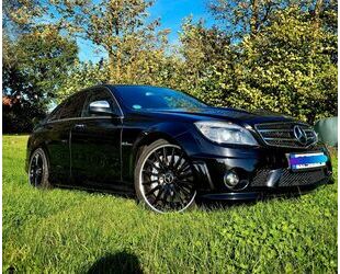 Mercedes-Benz Mercedes-Benz ECHTER 6.2 liter C 63 AMG !!! Gebrauchtwagen