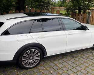 Mercedes-Benz Mercedes-Benz E 220 d 4MATIC T All-Terrain Autom. Gebrauchtwagen