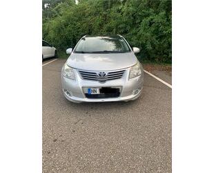 Toyota Toyota Avensis Combi TEC-Edition 2.2 D-4D Automati Gebrauchtwagen