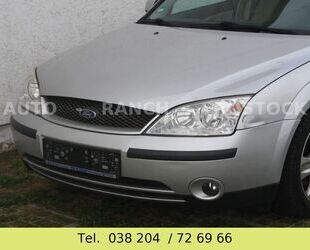 Ford Ford Mondeo 2.0 Ghia Autom./Klima/PDC/ALus Gebrauchtwagen