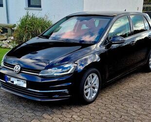 VW Volkswagen Golf 1.6 TDI DSG Highline/LED/Navi/ACC/ Gebrauchtwagen