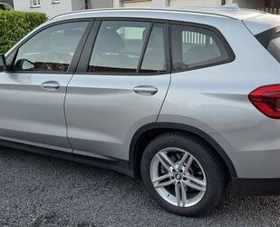 BMW BMW X3 xDrive20d AT - Gebrauchtwagen