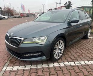 Skoda Skoda Superb 2.0 TDI DSG Combi Navi LED Kamera Gebrauchtwagen