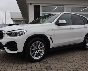 BMW BMW X3 xDrive30e/Advantage/Sitzhzg hinten/DAB/PDC Gebrauchtwagen