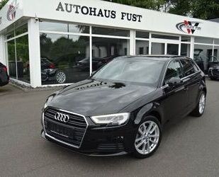 Audi Audi A3 Sportback 1.6 LEDER,NAVI,LED,AUTOMAT,PDC,1 Gebrauchtwagen