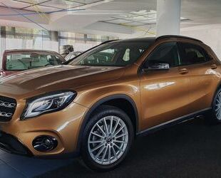 Mercedes-Benz Mercedes-Benz GLA180Urban/Pano/LED/Leder/8xAlu/Tem Gebrauchtwagen