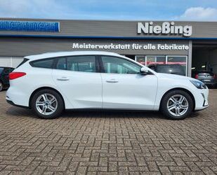 Ford Ford Focus Tunier Cool&Connect Navi/DAB/LED/Kamera Gebrauchtwagen