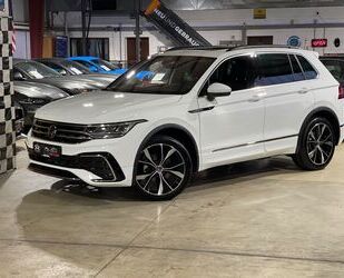 VW Volkswagen TIGUAN R-LINE+PANO+AHK+LEDER+SHZ+20FELG Gebrauchtwagen