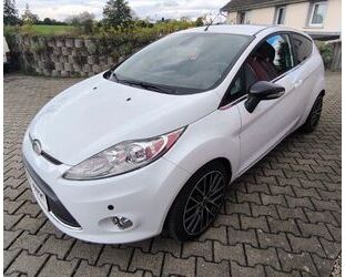 Ford Ford Fiesta 1,4 Titanium Titanium Gebrauchtwagen