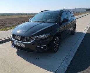 Fiat Fiat Tipo 1.6 MultiJet LOUNGE DCT LOUNGE Gebrauchtwagen